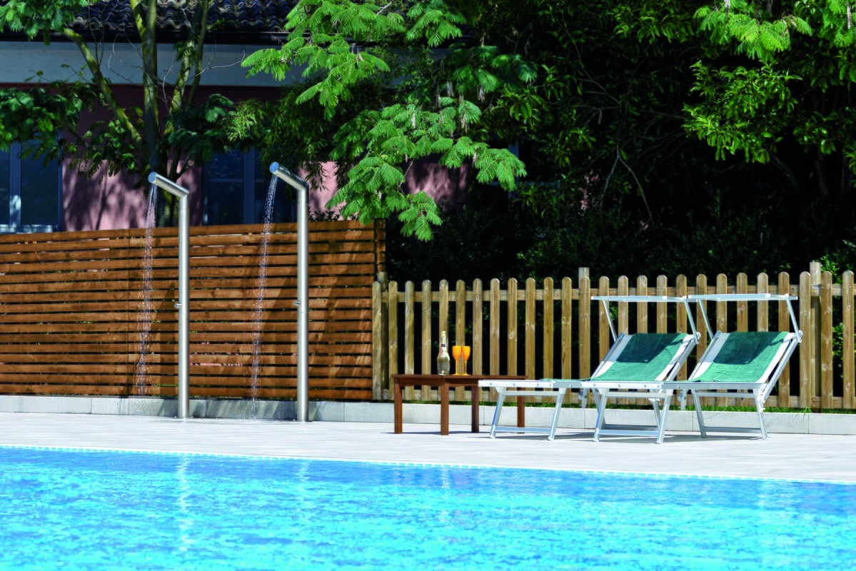 Buy Outdoor Shower for Sale, Outside Showers cost Aquatica